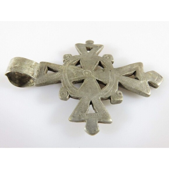1 7/8" High Celtic Style Coptic Ethiopia Silver Cross With Chamfered Decoration - Picture 10 of 12